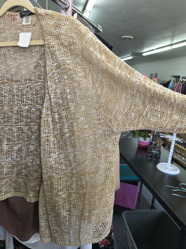 3x Brittany Black NWT brown and white lightweight cardigan