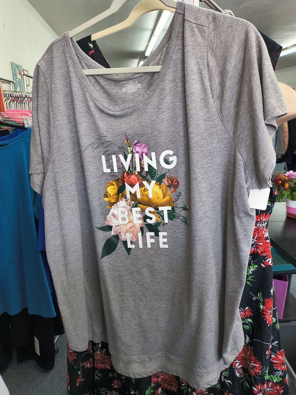 3x Lane Bryant "Living my Best Life" floral graphic tee 22/24