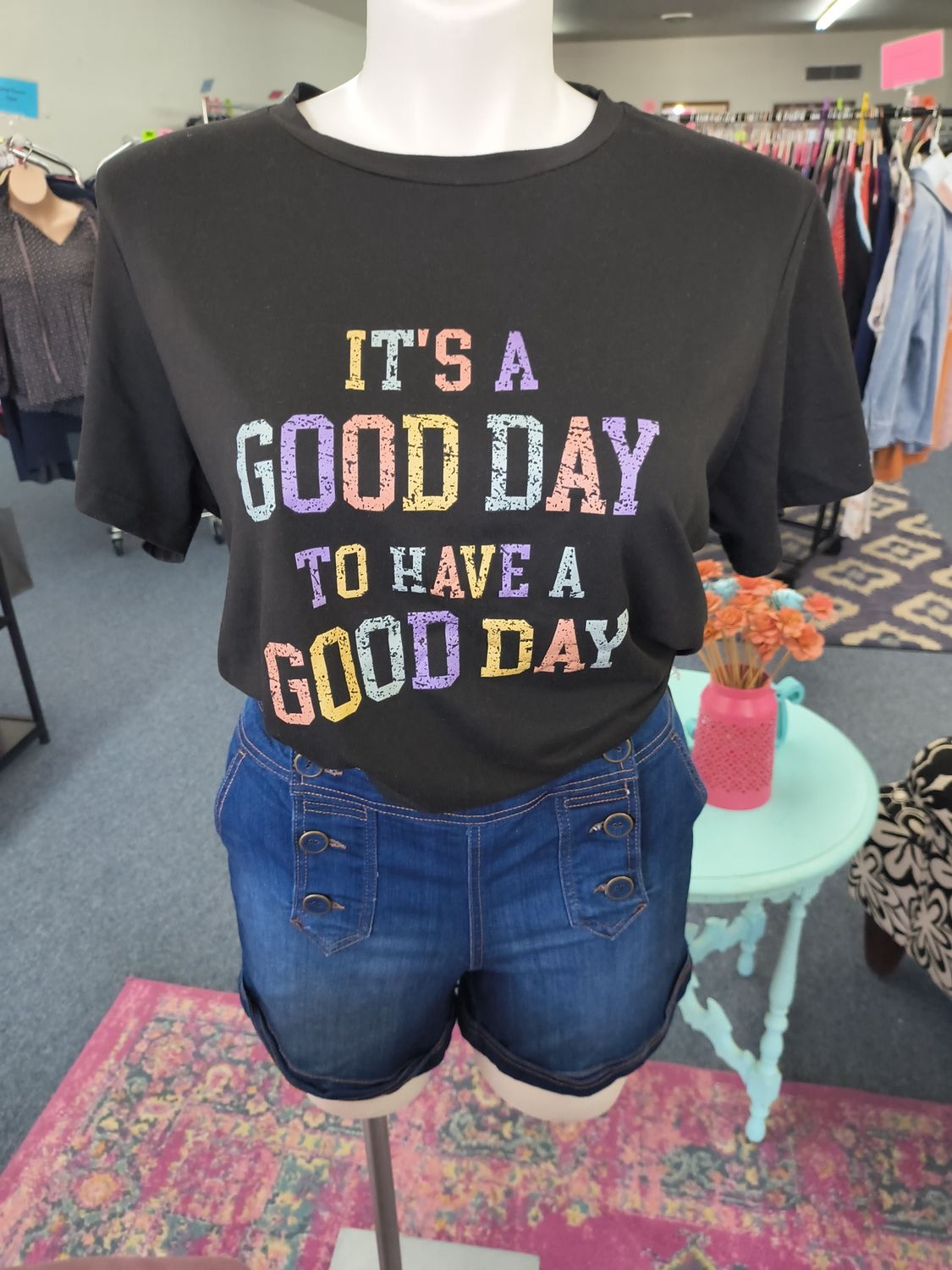 Size 1xl Shein Curve soft black graphic tee "Good Day"