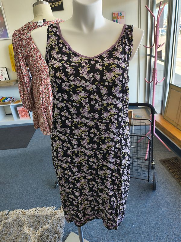 Size XL Gap Factory vintage floral slip dress black and purple