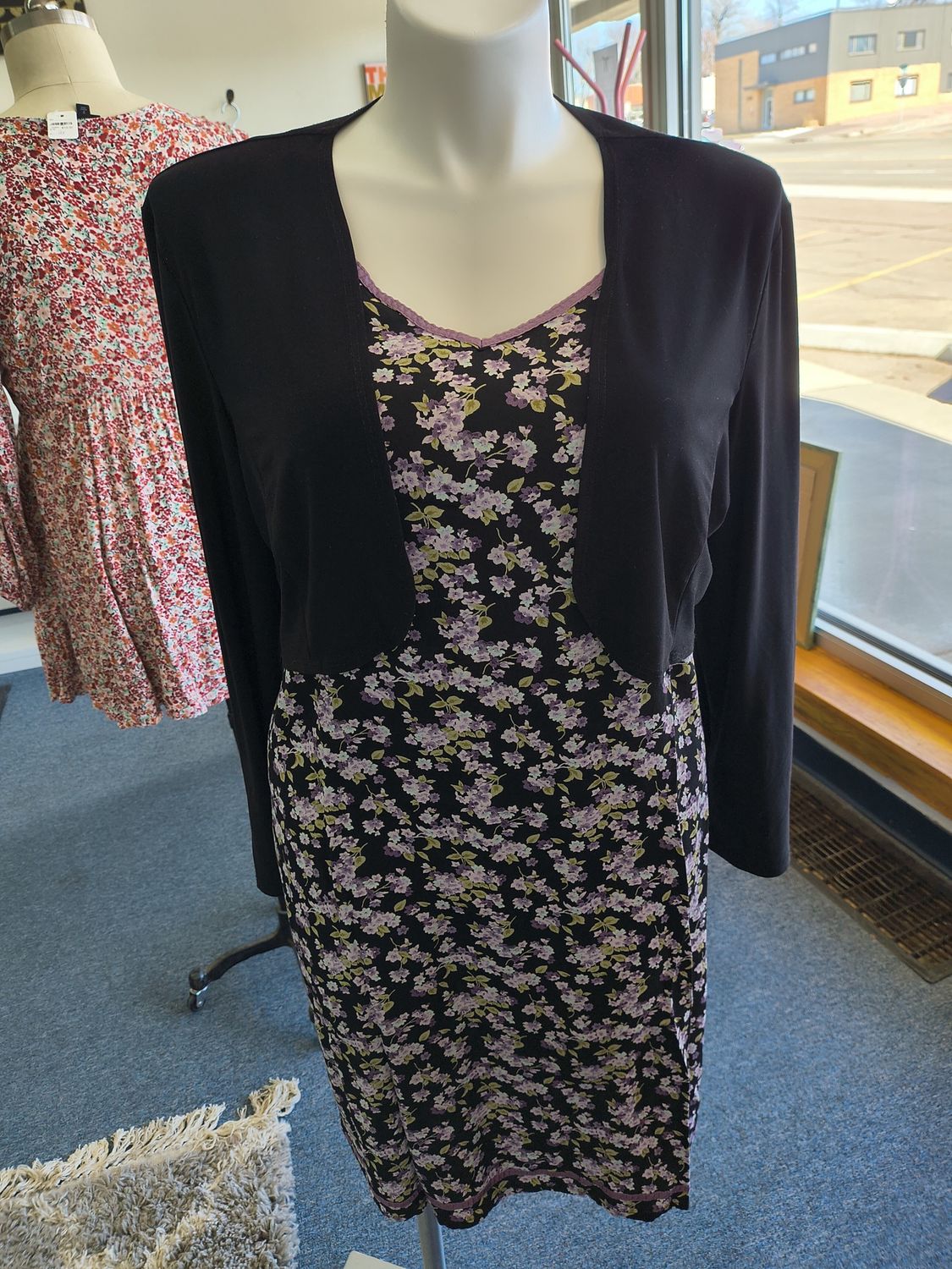 Size XL Blu Sage black cropped shrug cardigan coverup