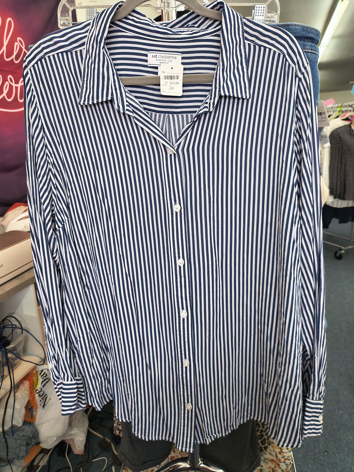 Size 2x Liz Claiborne lightweight striped button front top shirt