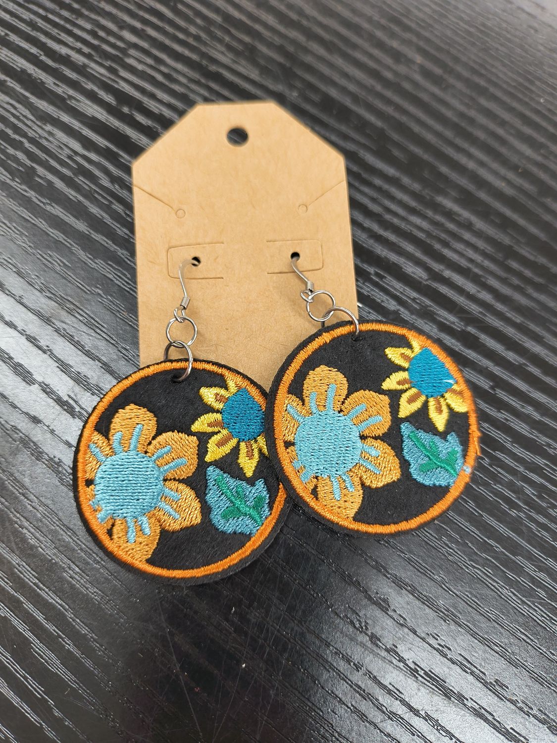 "Flower Circle" Felt floral circle earrings handmade