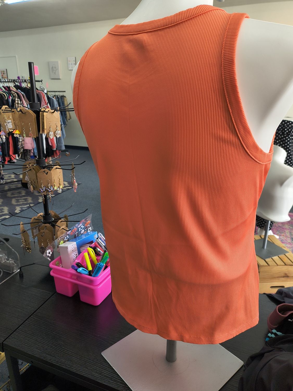 Size 1x Stylus ribbed orange tank top