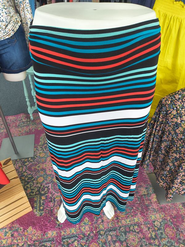 Size XL Merona slim fit knit striped maxi skirt