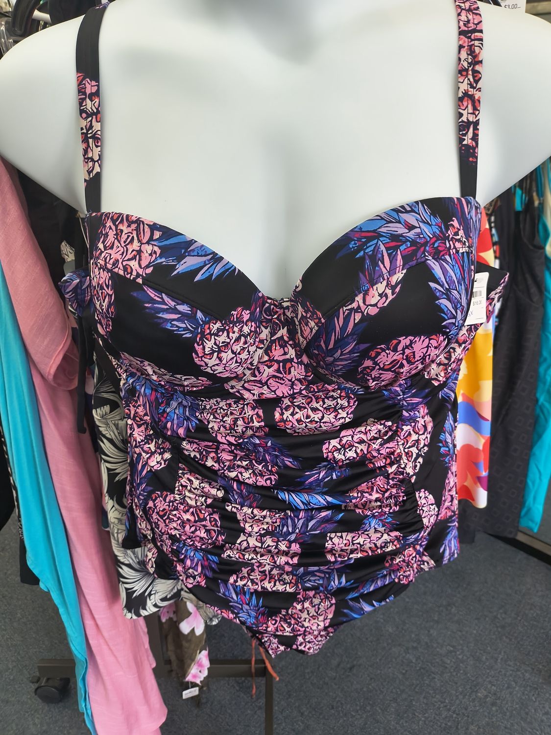 2x Torrid pineapple print one piece ruched swimsuit underwires