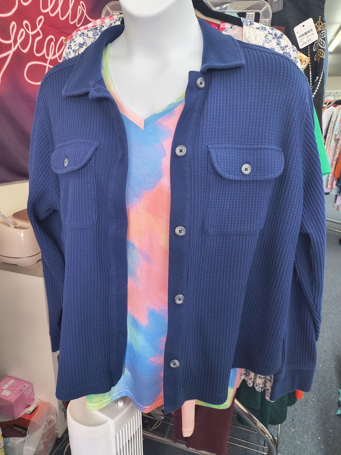 1x Land's End navy thermal button front shacket top