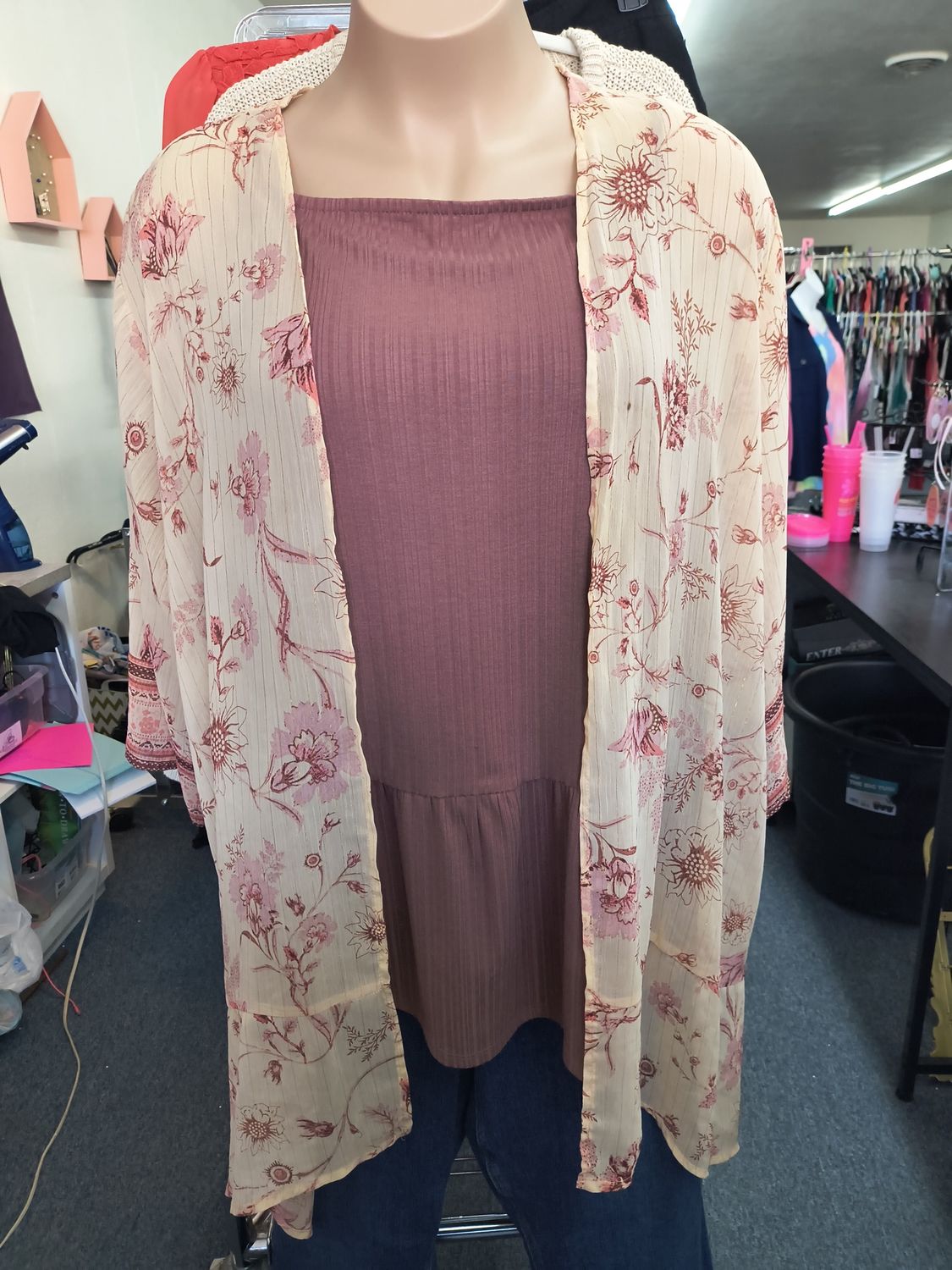4x Maurices floral kimono with gold thread