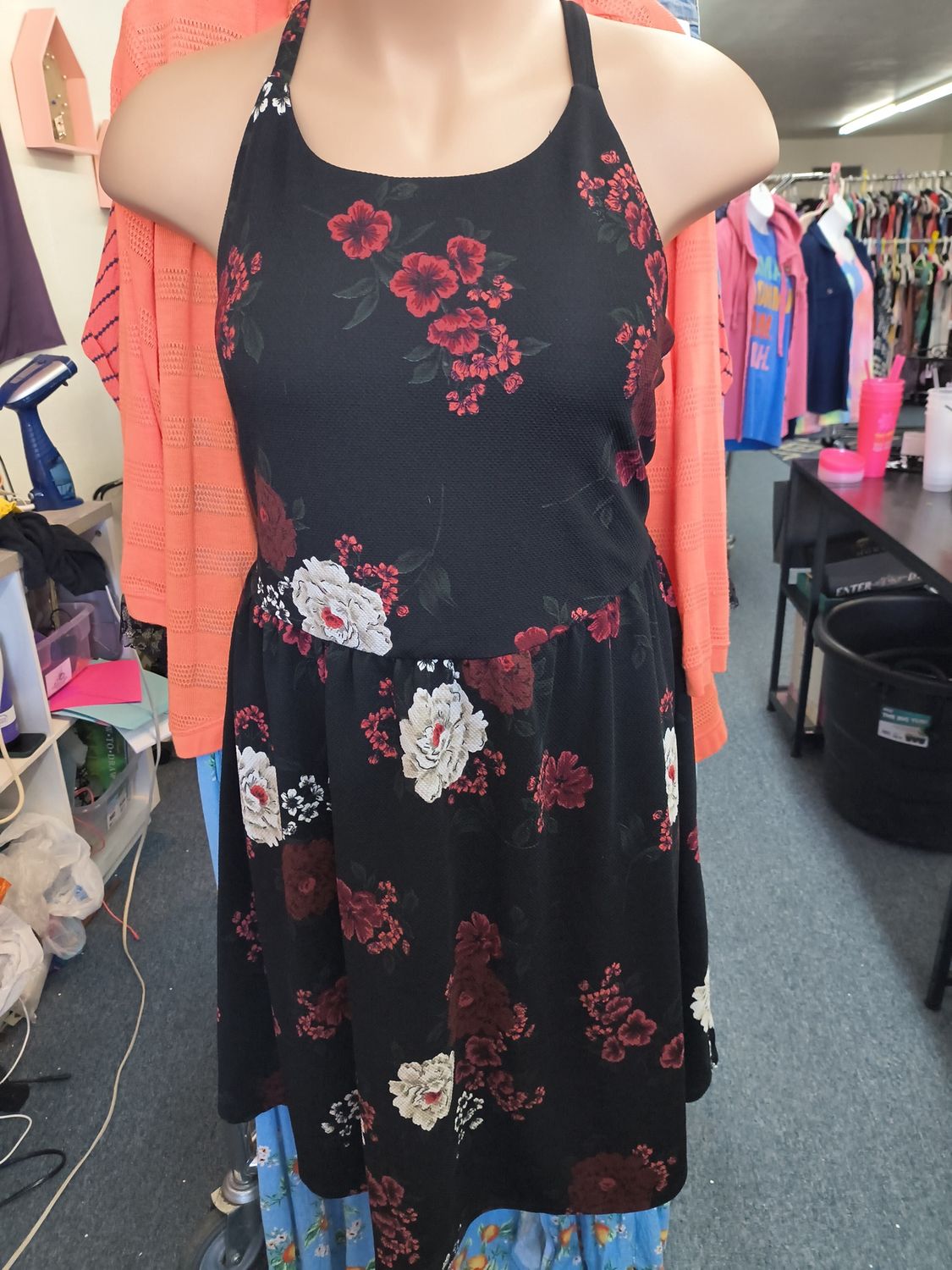 4x Torrid black textured floral knee length dress