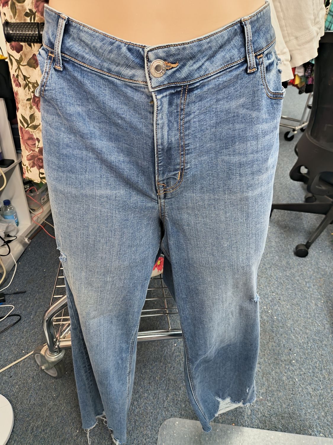 Size 24W Maurices M Jeans slim straight ankle distressed hi rise