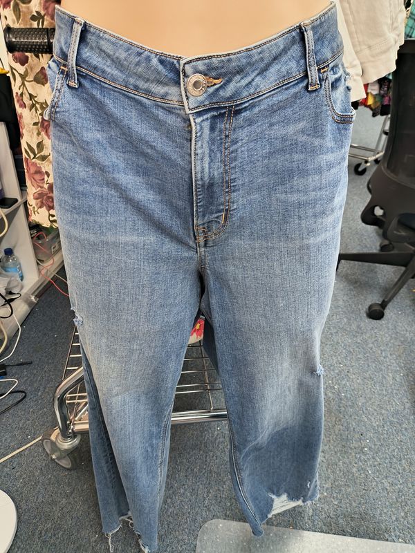 Size 24W Maurices M Jeans slim straight ankle distressed hi rise