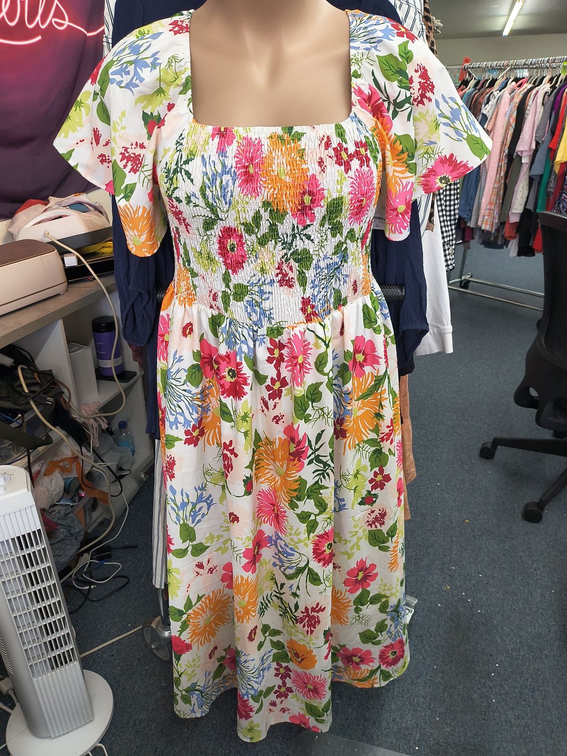 Size 3x Bloomchic floral smocked maxi dress with puff sleeves