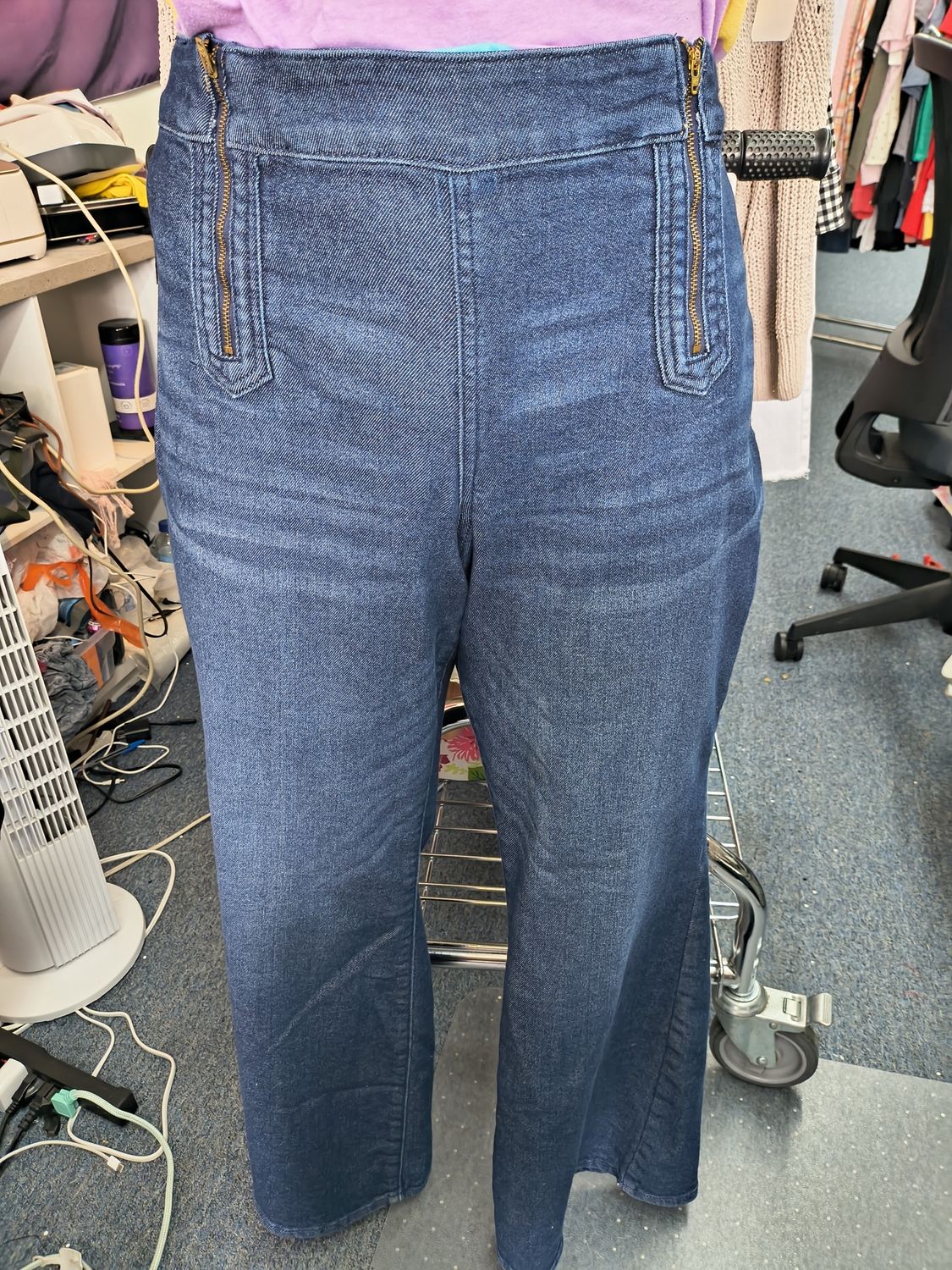 Size 22w Terra &amp; Sky flare leg jeans with zippers at waist trendy