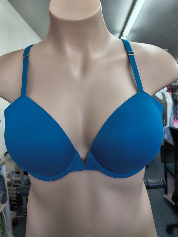 38C Victoria's Secret blue lined demi bra lightly padded