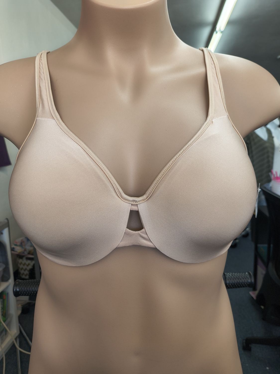 40C nude unlined push up bra