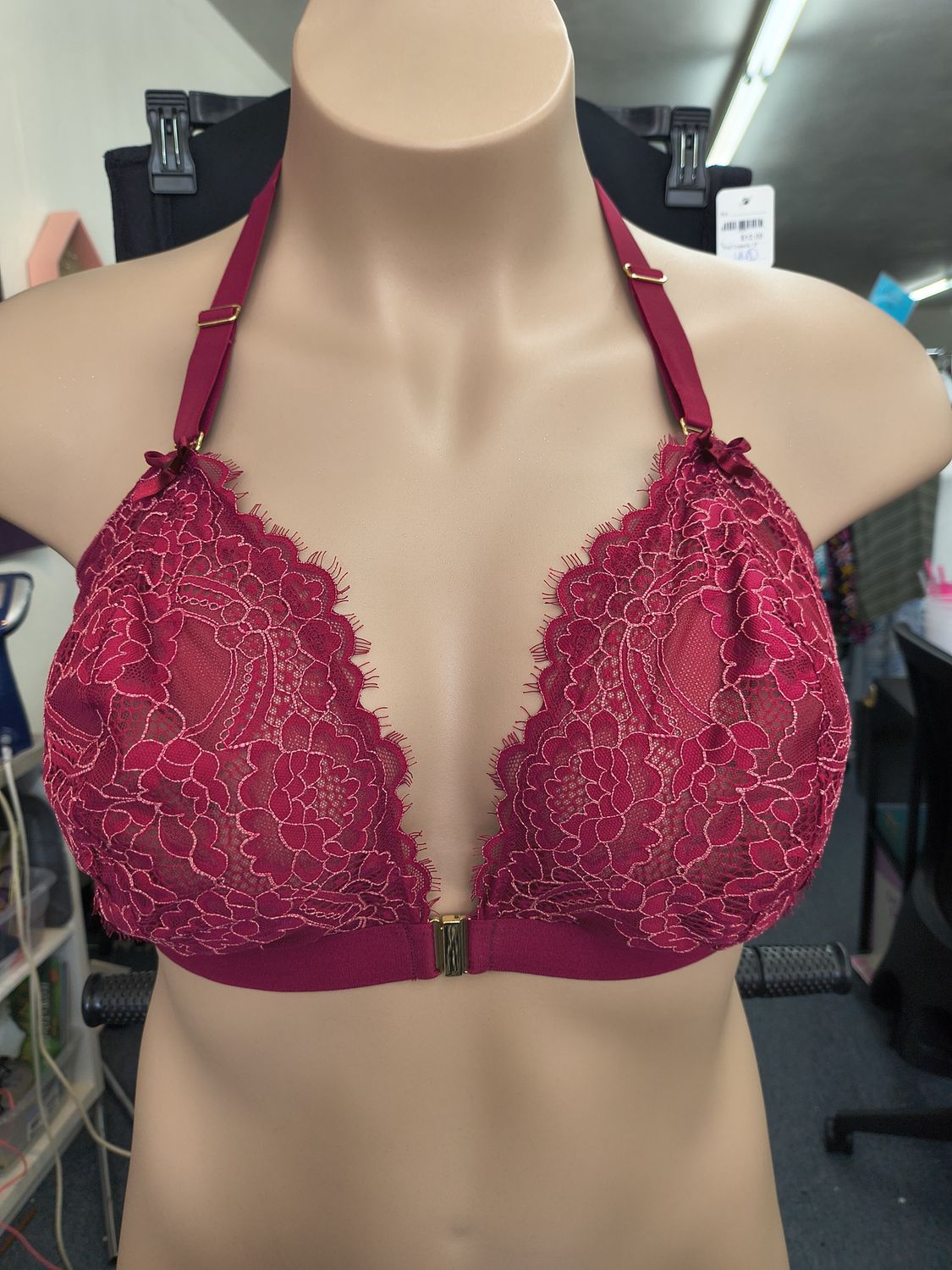 42DD Cacique red lace front closure bra bralette no wire