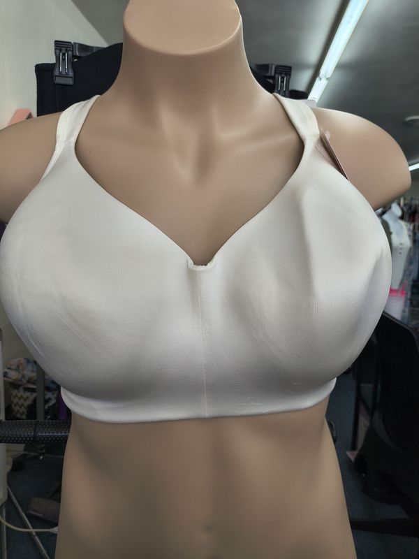 42DDD Cacique NWT no wire satin comfort bra