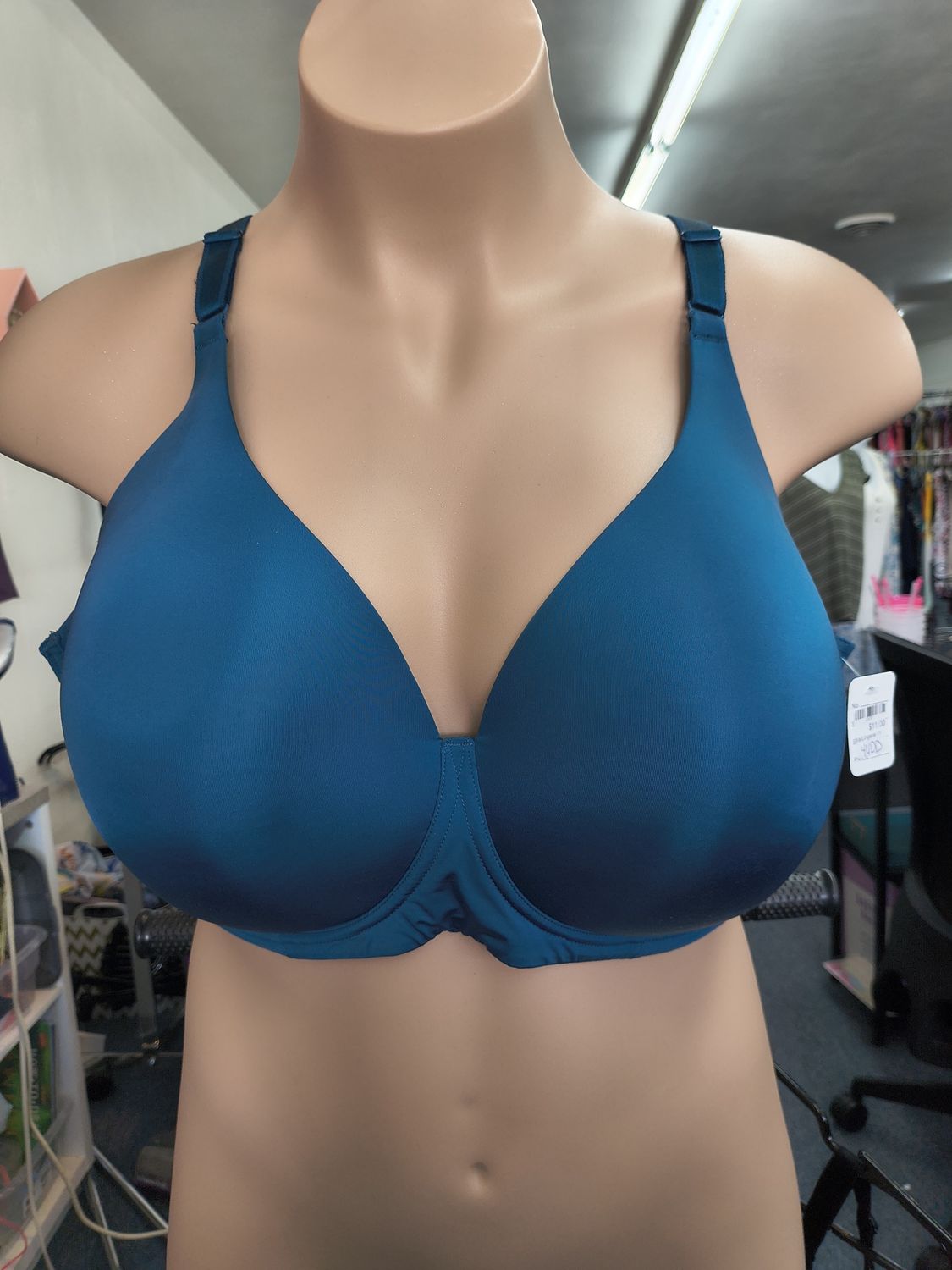 44DDD Torrid 360 smoothing blue wireless plunge bra