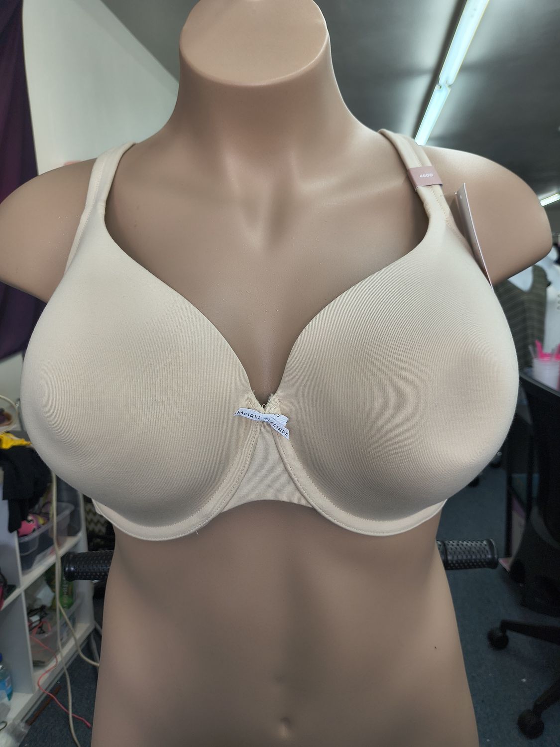 46DD Cacique NWT nude lightly lined underwire bra