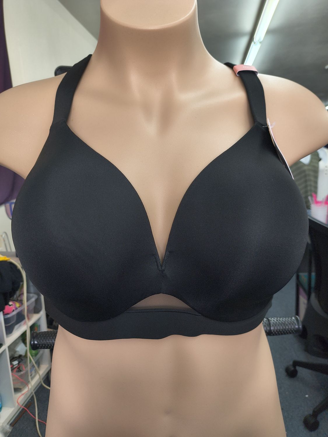 46D Cacique NWT black lightly lined plunge underwire bra