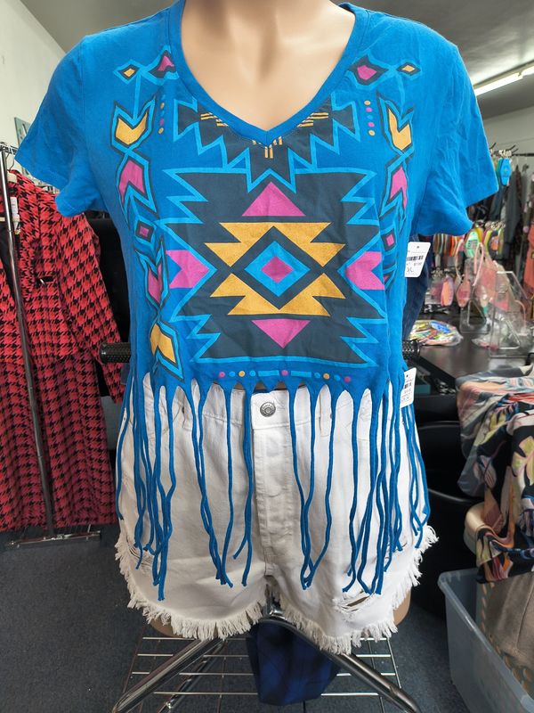 XL Festival long fringe cropped t-shirt aztec graphic