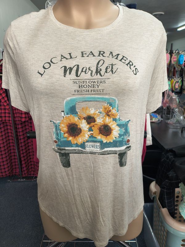 2x Maurices farmer's market graphic tee truck