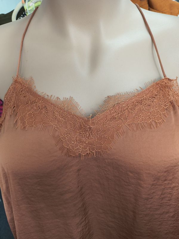XXL Nine West orange brown slinky tank top lace