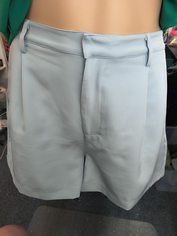 Size 14 Edited by Remi Bader light blue dress shorts