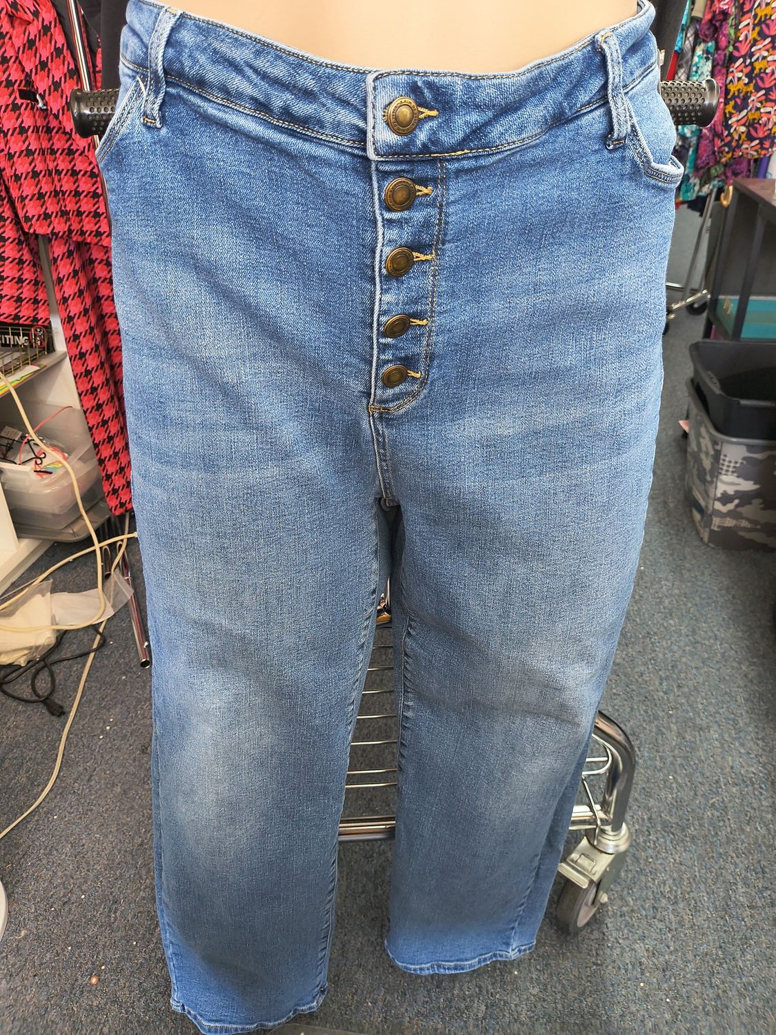 20W Yesta straight leg button fly jeans