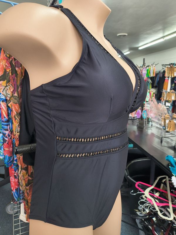 XL Black one piece swimsuit lace cutout design