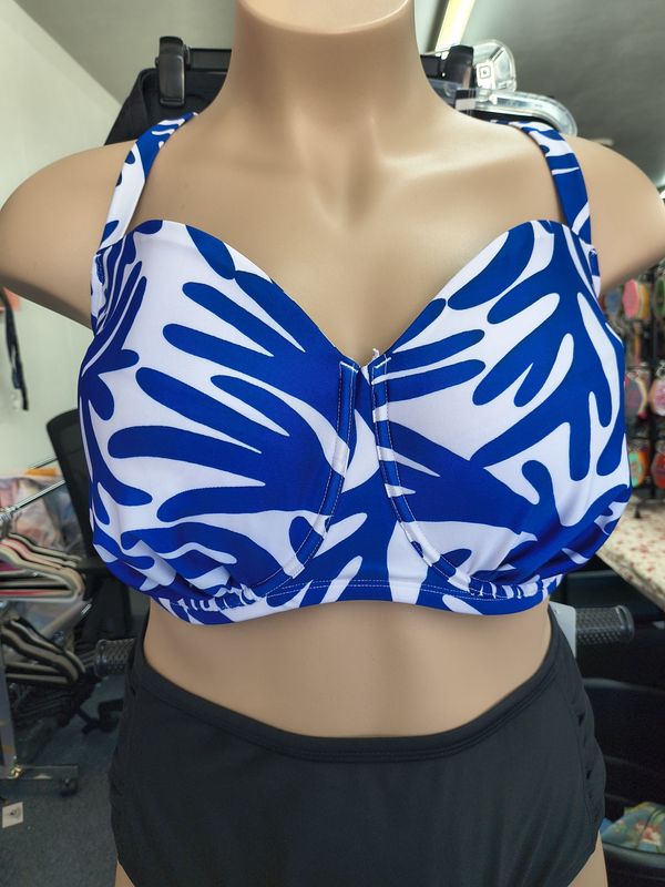 24W/3x Kona Sol blue and white bikini swimsuit top