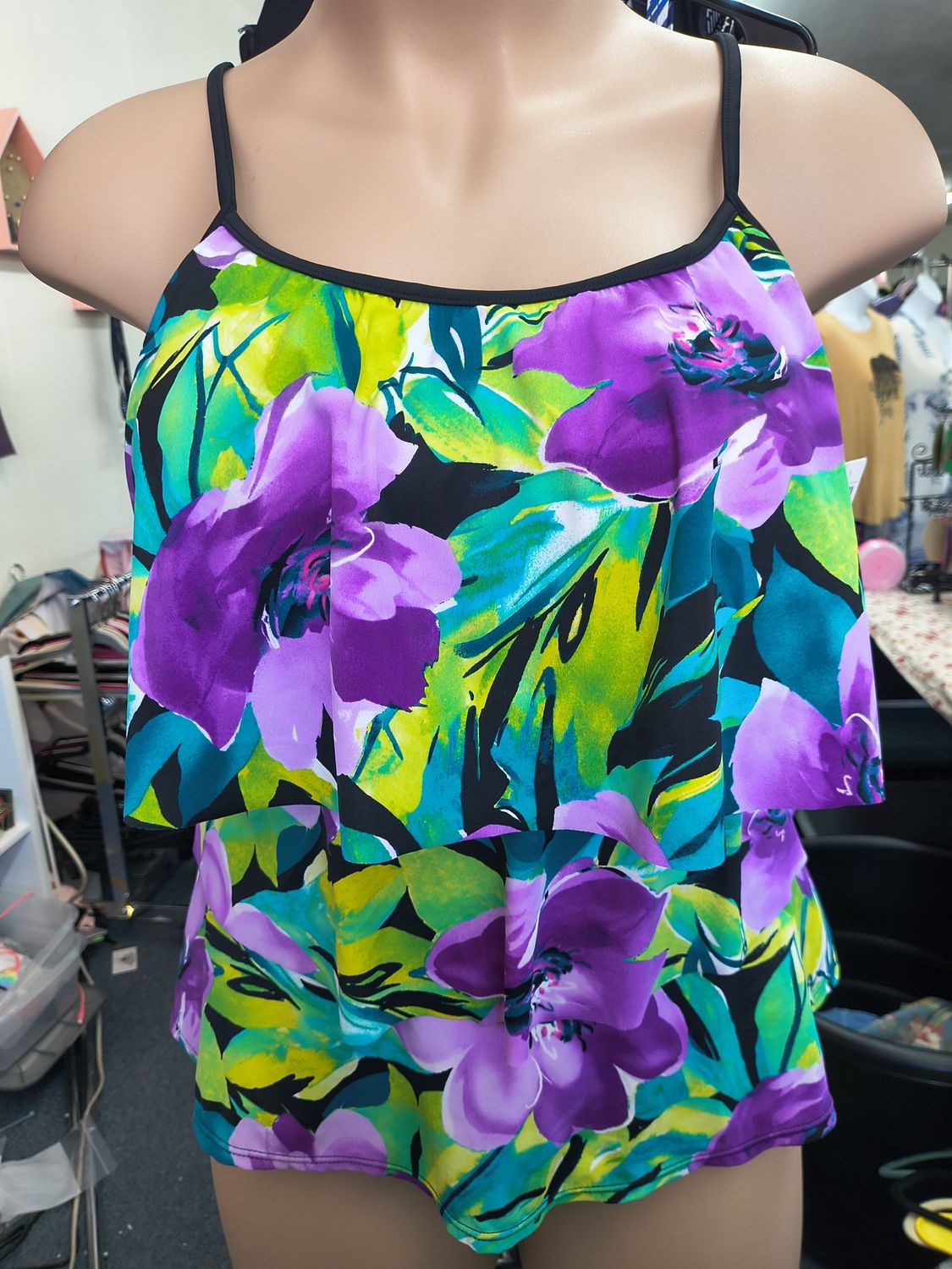 22w/3x Jamaica Bay floral tiered tankini swimsuit top