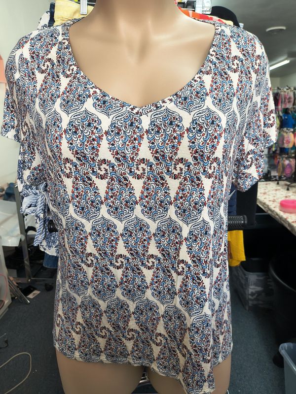 4x Cato paisley knit tee top