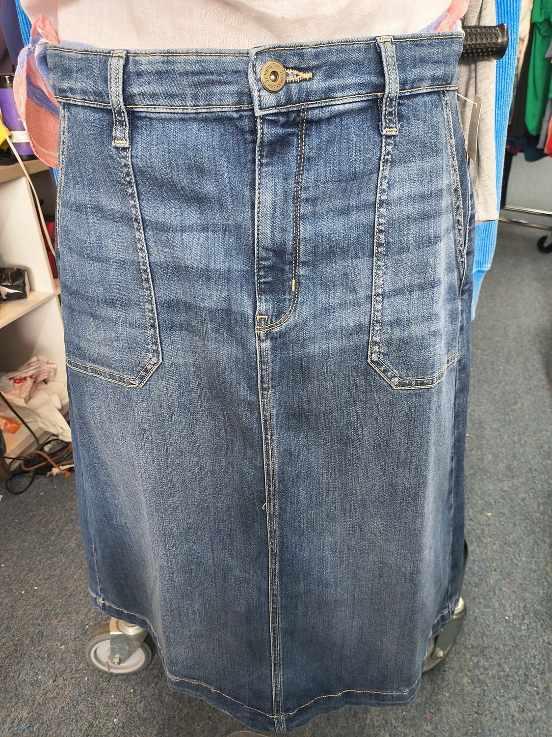 Size 14 St John's Bay midi denim jean skirt stretchy