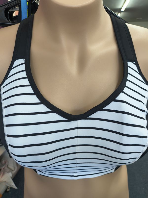 42D Lane Bryant Active  underwire sports bra stripes