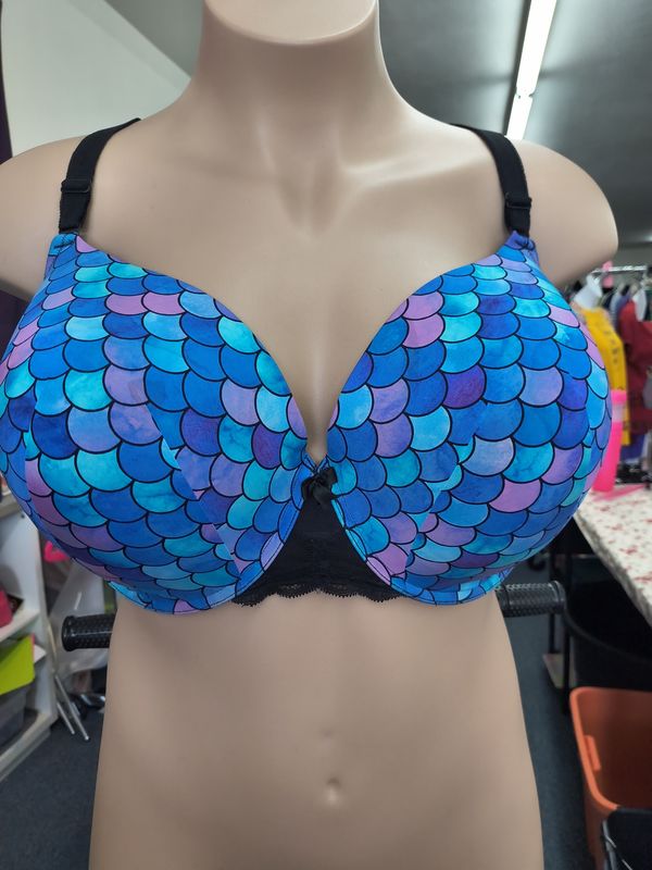 46DDD Torrid t-shirt pushup bra mermaid scales