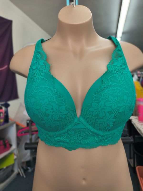 44C Cacique boost plunge green lace longline bra