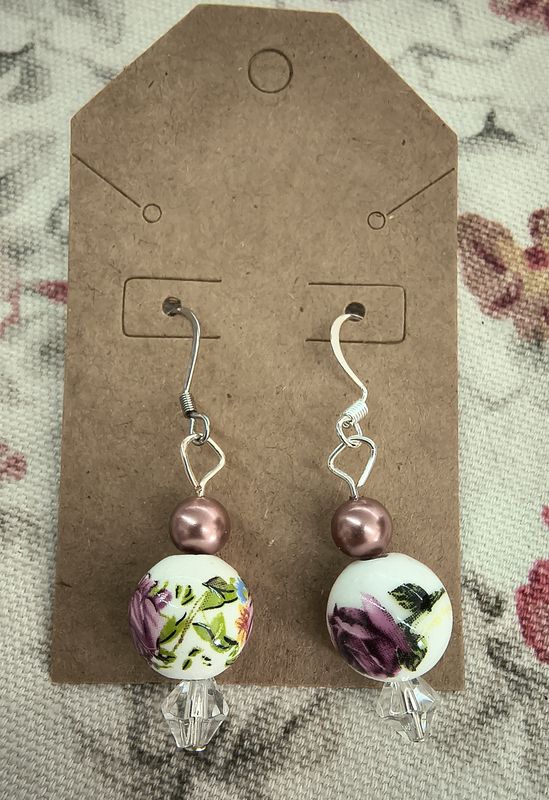 Round floral dressy handmade earrings