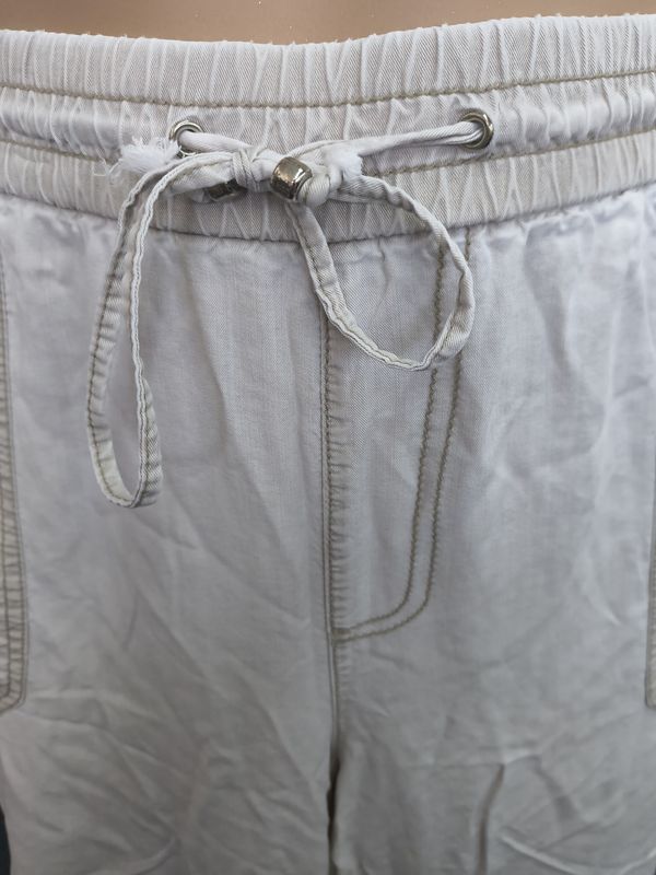 4x Lane Bryant khaki capri lightweight pants