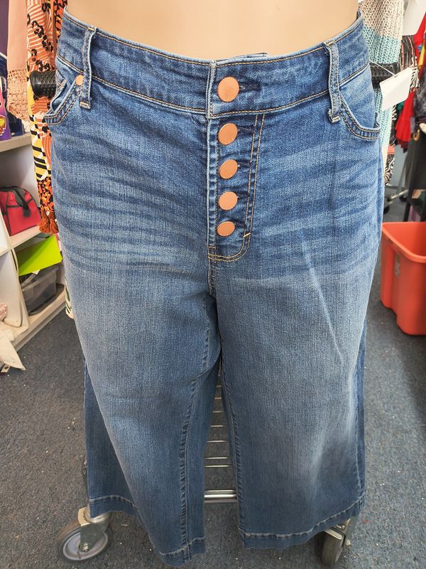 16W a.n.a. wide leg crop jean denim capris