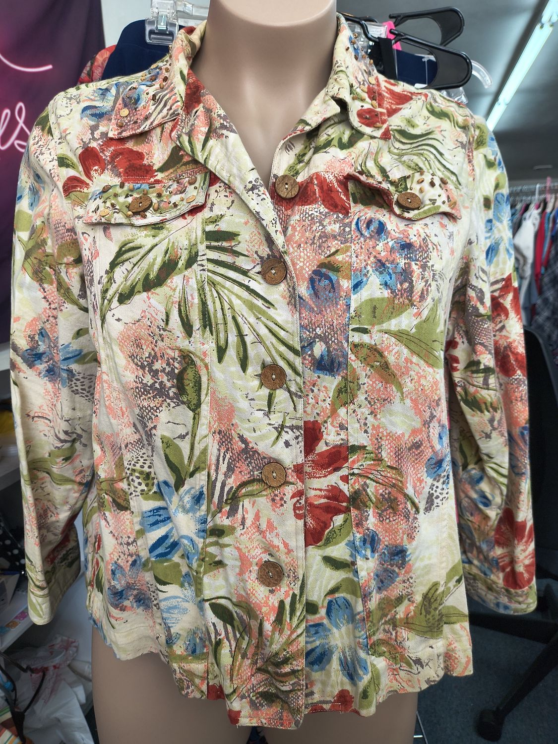 1x Coldwater Creek floral lightweight jacket with embellishments