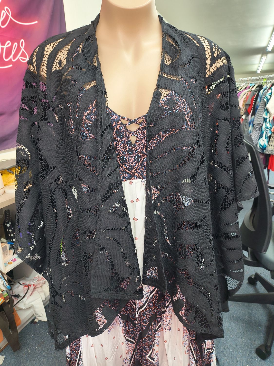One Size Lane Bryant black lace longer kimono xl 1x 2x 3x