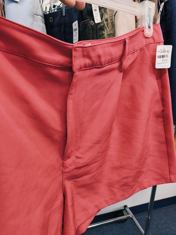 Size 14 Edited by Remi Bader pink dressy shorts