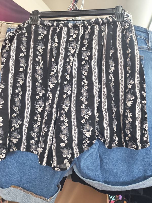 XXL Arizona striped and floral lightweight shorts