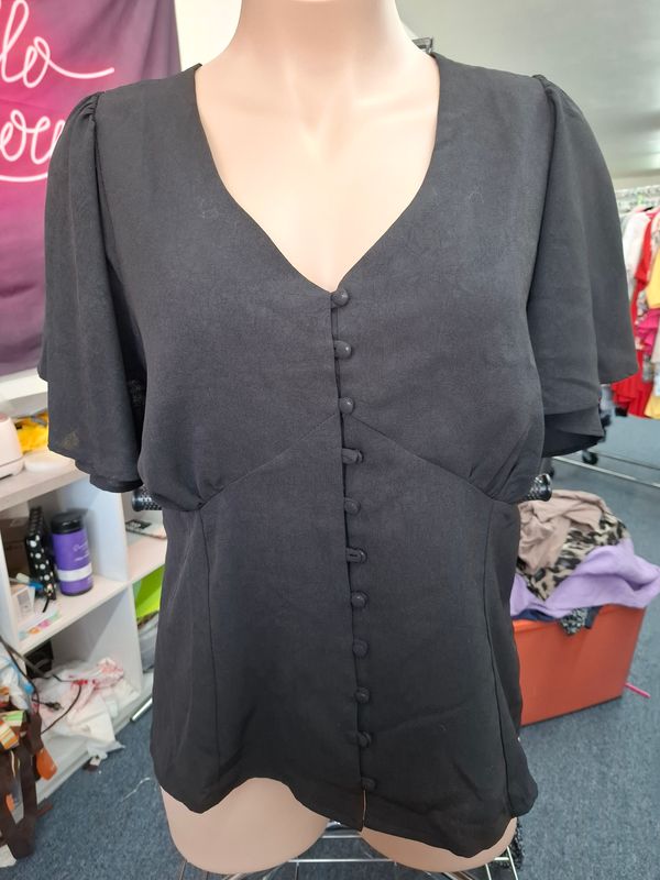 5x Unique Vintage NWT black tie back button front top