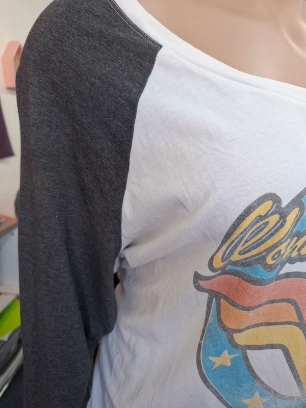 4x Torrid True Vintage Wonder Woman raglan graphic tee