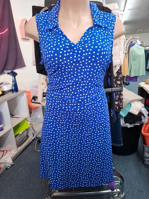 1x Leota blue polka dot empire waist stretch dress