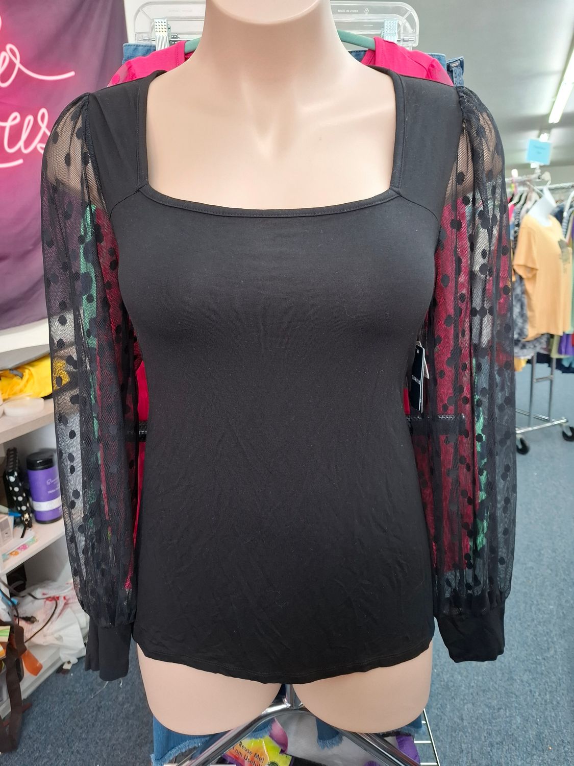 1x Torrid NWT black super soft knits mesh sleeve dot top