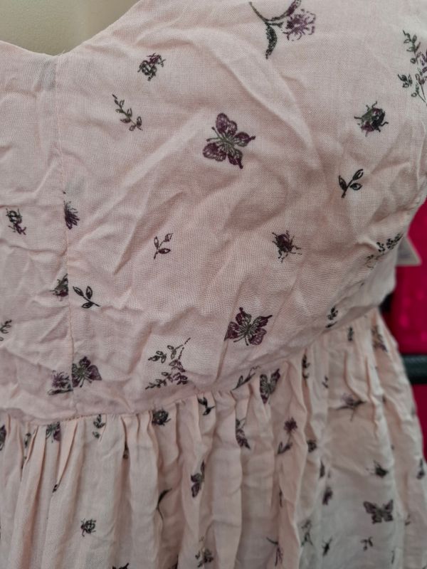 1x Torrid pink tank top bug butterfly print