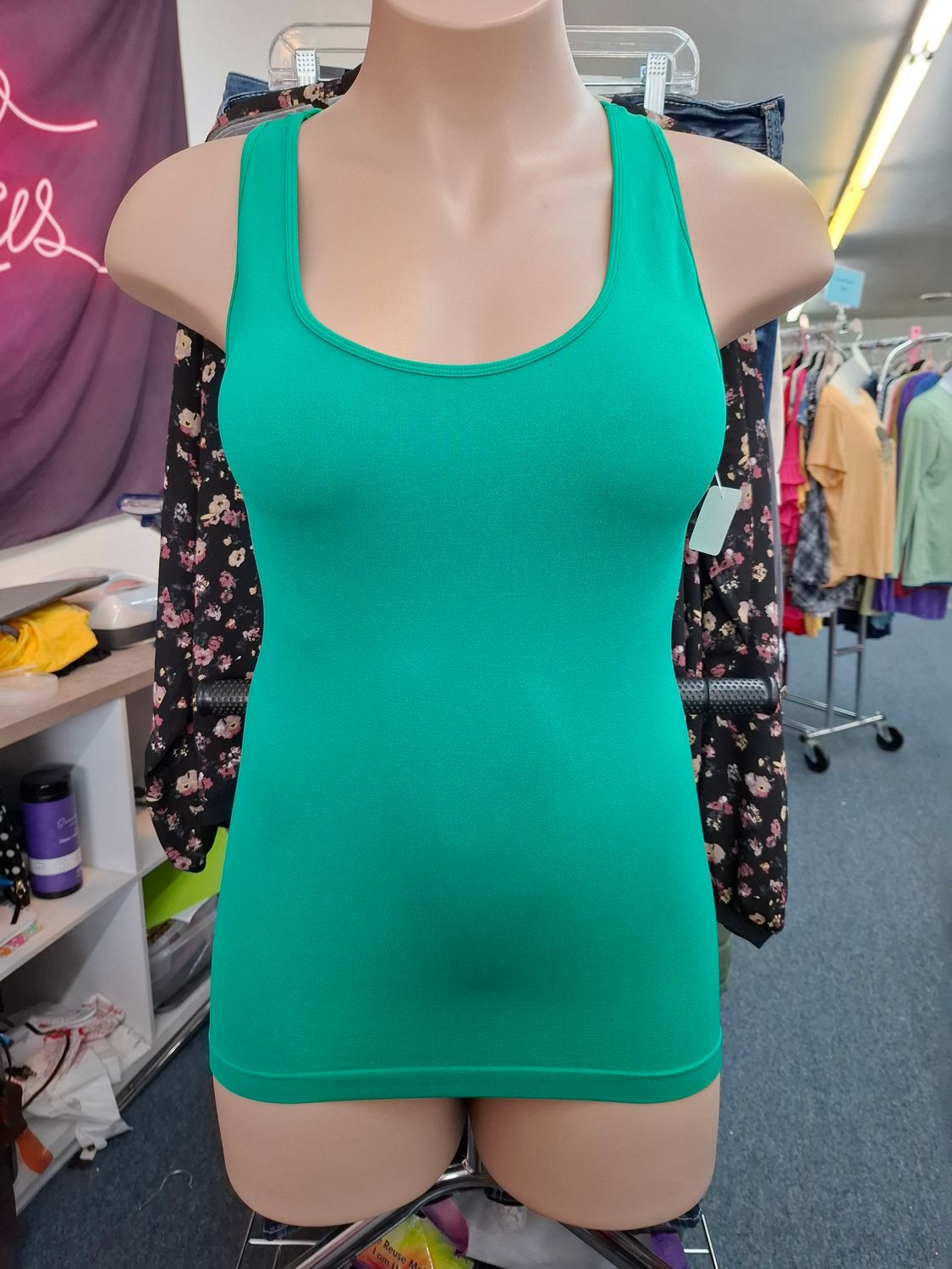 1x/2x Zenana NWT green seamless stretch tank top